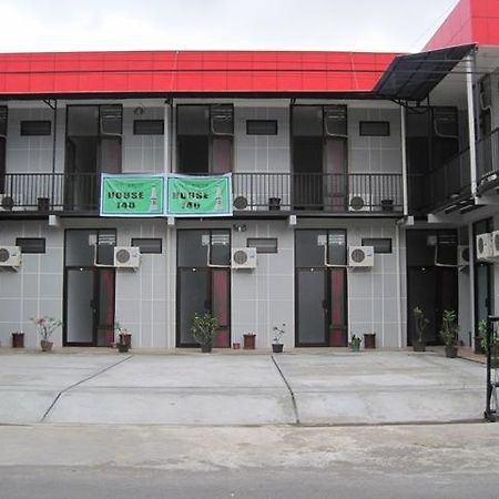 House 140 Ξενοδοχείο Baturetno Εξωτερικό φωτογραφία